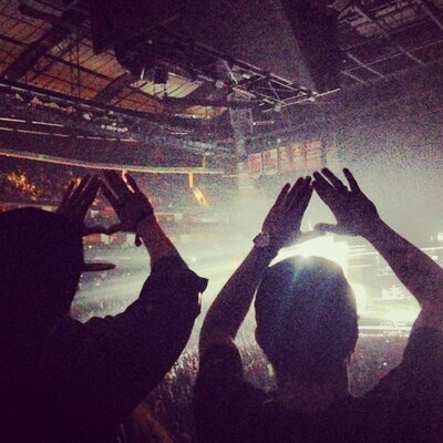 Profile Picture of William&Michaels (@WMClothingCo) on Twitter
