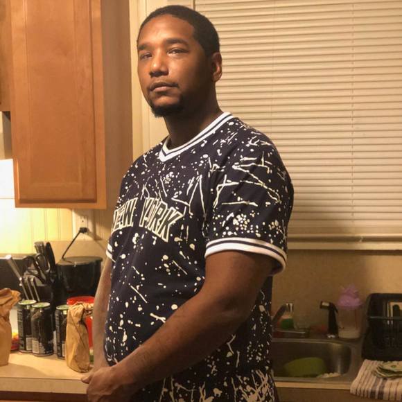 Profile Picture of Kevin Bankhead (@kevin_bankhead) on Poshmark