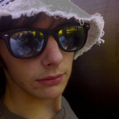 Profile Picture of Cameron MacGregor (@crazymac1991) on Twitter