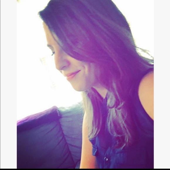 Profile Picture of Christina Ferreira (@stinaxbean) on Poshmark