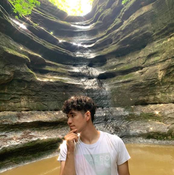Profile Picture of Gustavo Ocon (@amary150) on Poshmark