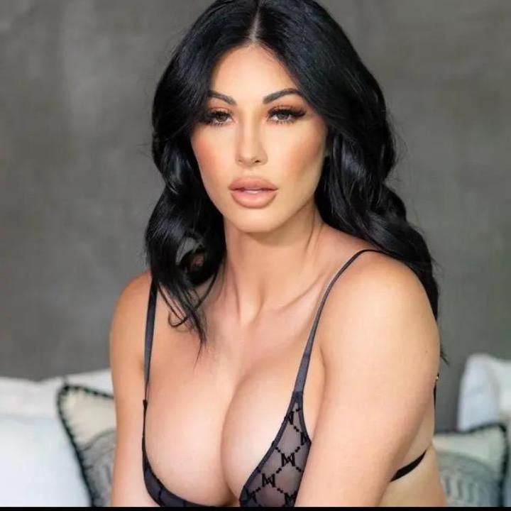 Profile Picture of SaraStrickland (@sarastricklandayhhf) on Tiktok