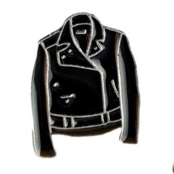 Profile Picture of Doloros Scillepi (@oldgmvan87) on Poshmark