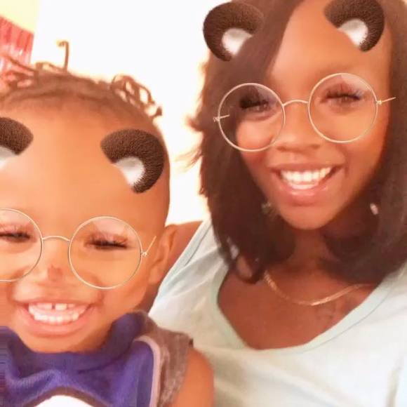 Quinn Graydon - Poshmark Profile Picture of Quinn Graydon (@bosquin) on Poshmark