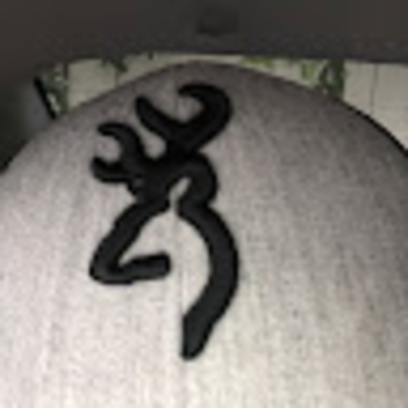 Profile Picture of Chris Croswell (@croswellchris) on Poshmark