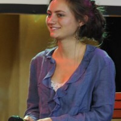 Profile Picture of Lucile De Calan (@LucileDeCalan) on Twitter