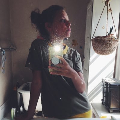 Profile Picture of Claudia Berthold (@santaCLAUD__) on Twitter