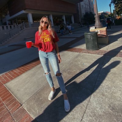 Profile Picture of D (@danielaar09) on Twitter