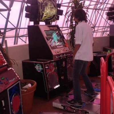 Profile Picture of Raymond Blivenon Twitter