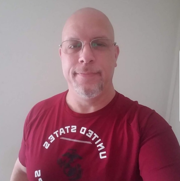 Profile Picture of Brad Beggan (@brad_69_34) on Poshmark