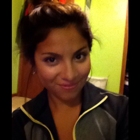 Profile Picture of Alex Alamo (@alexalamo) on Poshmark