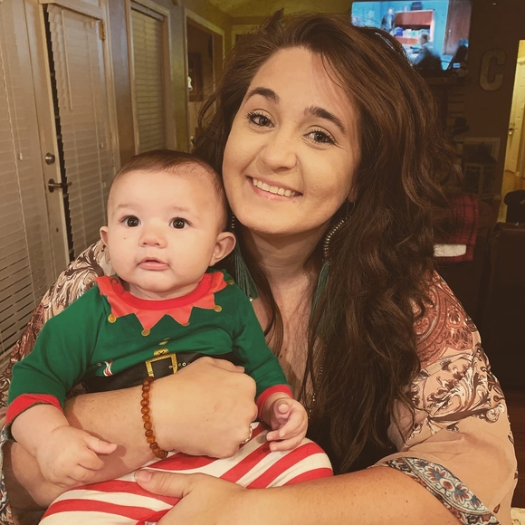 Profile Picture of Kayla Kappelmann (@kaylakappelmann) on Poshmark