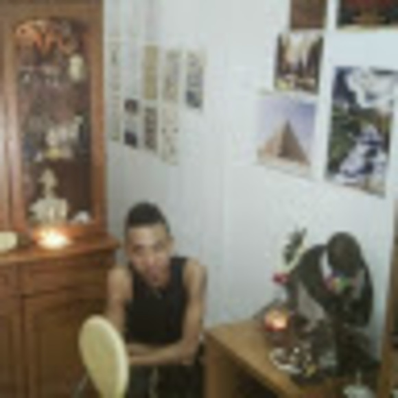 Profile Picture of Yap Kok teng (@darknessjeff86) on Poshmark