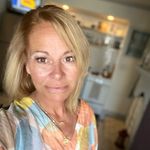 Profile Picture of Debra Henning (@darh75) on Instagram