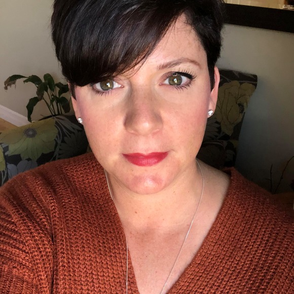 Profile Picture of Susan Brimble (@susanbrimble) on Poshmark