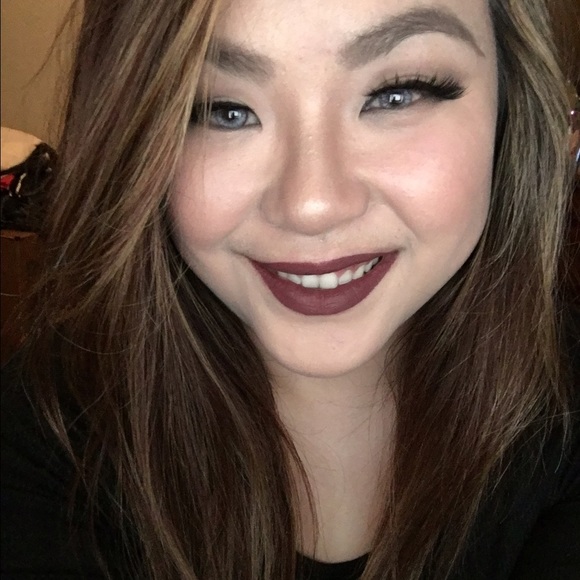Profile Picture of Susan Vue (@vwjsusan) on Poshmark