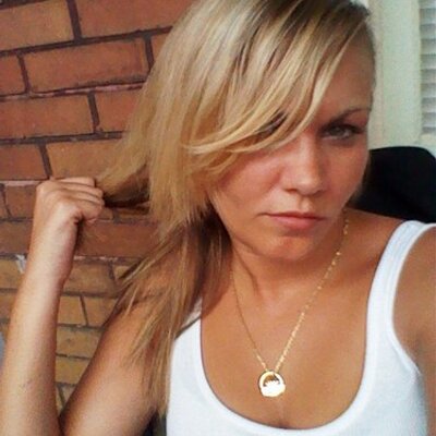 Profile Picture of Sara Devaughn (@Devabarbie) on Twitter