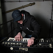 Profile Picture of Clay Porter (@microporter) on Youtube