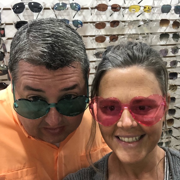 Profile Picture of Traci Kuntzman (@trkuntzman) on Poshmark