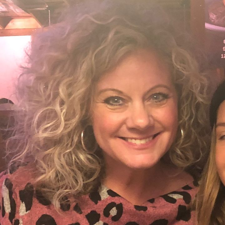 Profile Picture of amandagpaintin (@amandagravleypain) on Tiktok