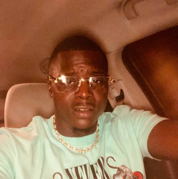 Profile Picture of Damien Spencer (@damienspencer) on Poshmark