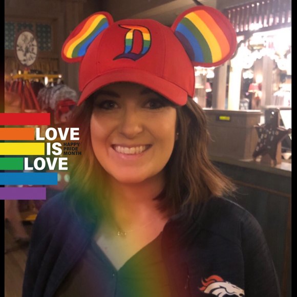 Profile Picture of Lahrissa King (@rissie1121) on Poshmark