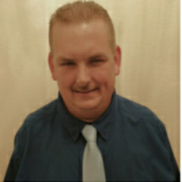 Brian Tieszen - Poshmark Profile Picture of Brian Tieszen (@bjtieszen) on Poshmark