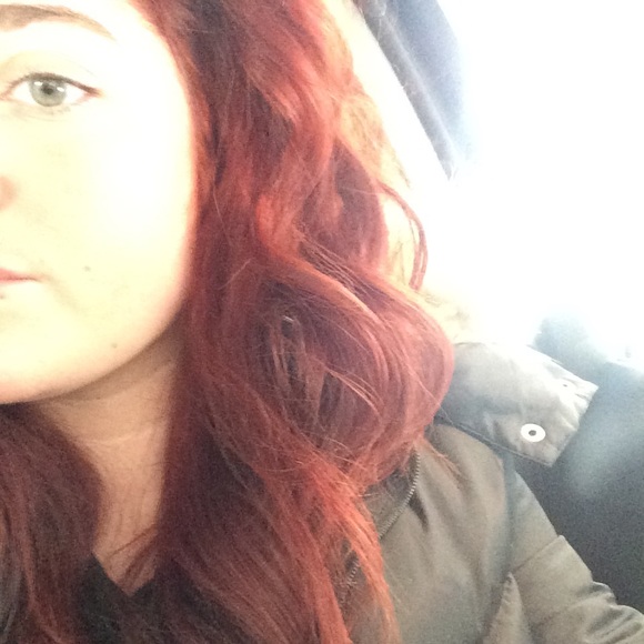 Profile Picture of Chrissy Meljac (@xochrissaaay) on Poshmark