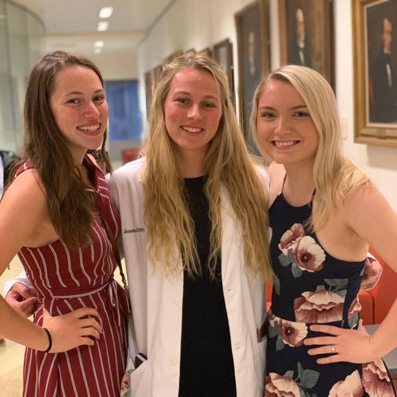 Profile Picture of Jessica Kirby (@bballkirby23) on Poshmark