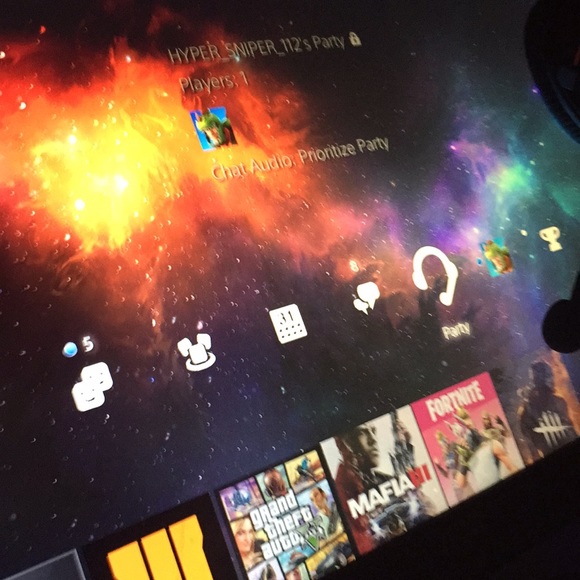 Kevin Damian - Poshmark Profile Picture of Kevin Damian (@kevindamoan556) on Poshmark