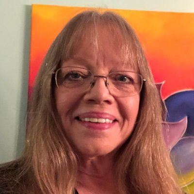 Profile Picture of DebLamb (@DebLamb2017) on Twitter