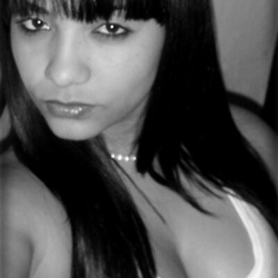 Profile Picture of Iris Borrero (@irisborrero7) on Twitter