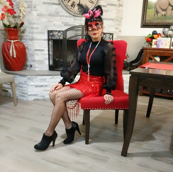 Profile Picture of Lu Nicodemus (@lanicod65) on Poshmark