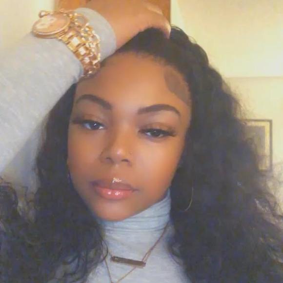 Profile Picture of Ruby Stevenson (@rubystevenso569) on Poshmark