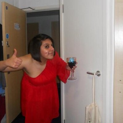 Profile Picture of Moona Hussain (@MoonaHussain) on Twitter