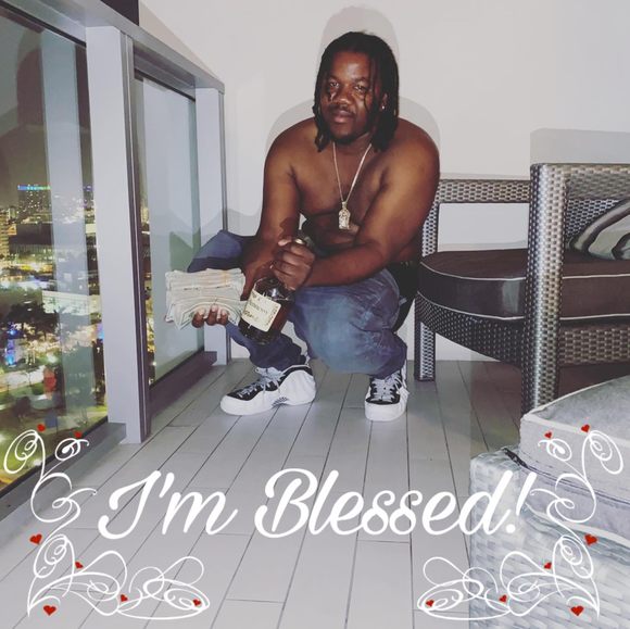 Profile Picture of Matthew Arnold (@suit2100) on Poshmark