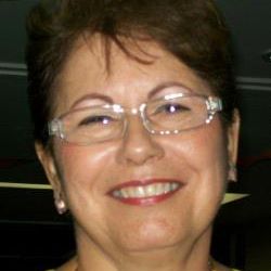 Profile Picture of Júlia Gonçalves (@juliaegoncalves) on Pinterest