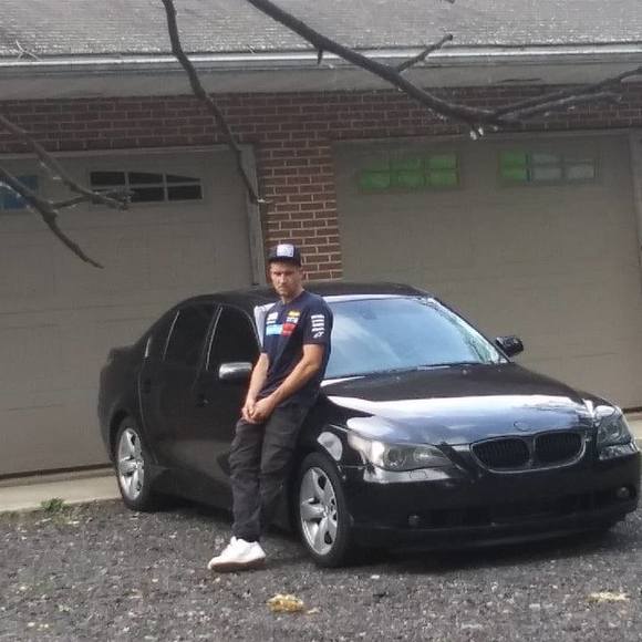 David Sligh - Poshmark Profile Picture of David Sligh (@dmsligh0259) on Poshmark