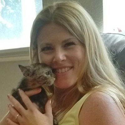 Profile Picture of Stacy Hunter (@STEAMitupStacy) on Twitter