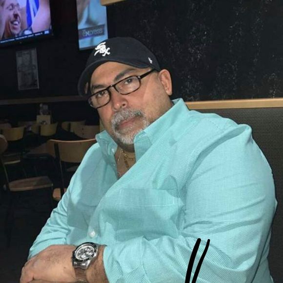 Profile Picture of Walter Gonzalez (@waltergonzal649) on Poshmark