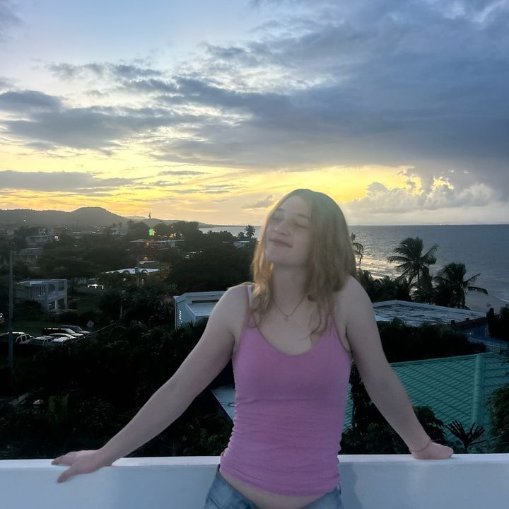 Profile Picture of meredith (@meredithbell3) on Tiktok