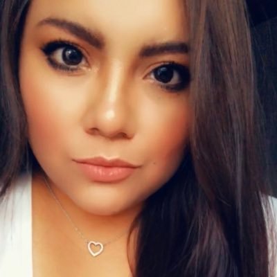 Profile Picture of Deborah Soto (@DeborahSorm) on Twitter