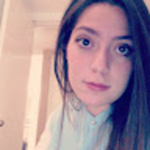 Profile Picture of Estefanía Jiménez (@estefaniajp20) on Poshmark