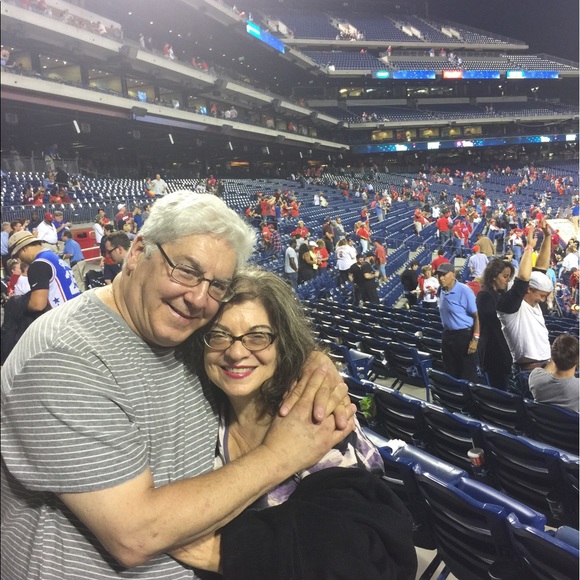 Profile Picture of Bernadette Dezii (@angelmenagerie) on Poshmark