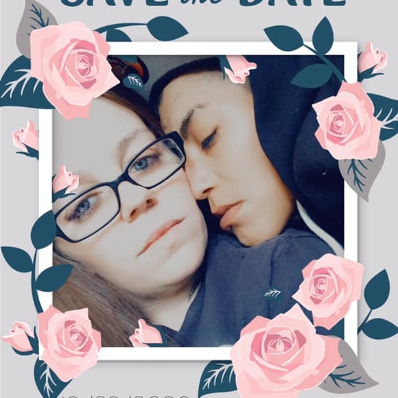 Profile Picture of Tina Chasco (@davisagh109) on Poshmark