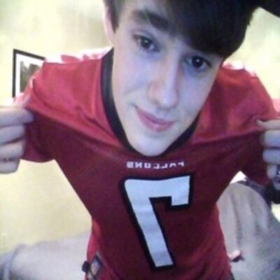 Profile Picture of Gena Warren (@genacvwarren) on Twitter