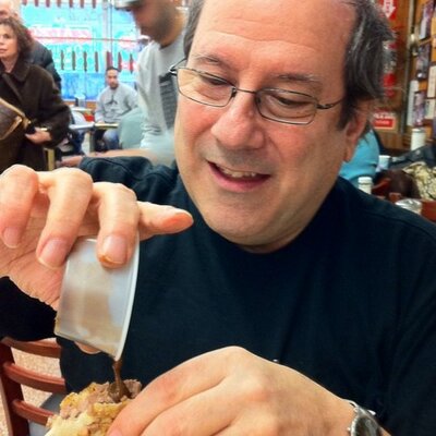 Profile Picture of Bob Jaffe (@bobaboee2) on Twitter