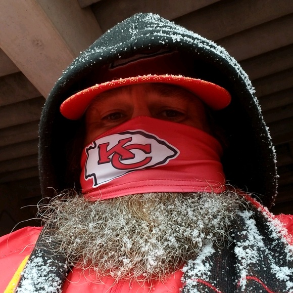Profile Picture of Robert Gallegos (@robertgallegos) on Poshmark