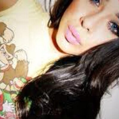 Profile Picture of Stacie Cortez (@staciebeliber) on Twitter