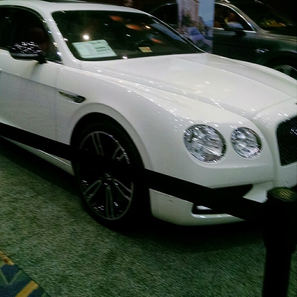 Profile Picture of Richard Faustino (@richfaust) on Poshmark